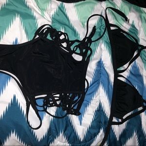 Black bikini